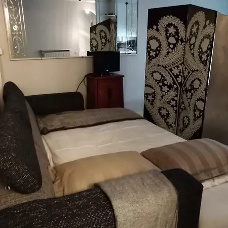 Daire Exclusif ! Grand Studio Dans Avec Piscine *